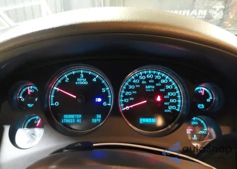 2013 Chevrolet Tahoe Lt z USA, uszkodzony, nr VIN 1GNSKBE0XDR373076